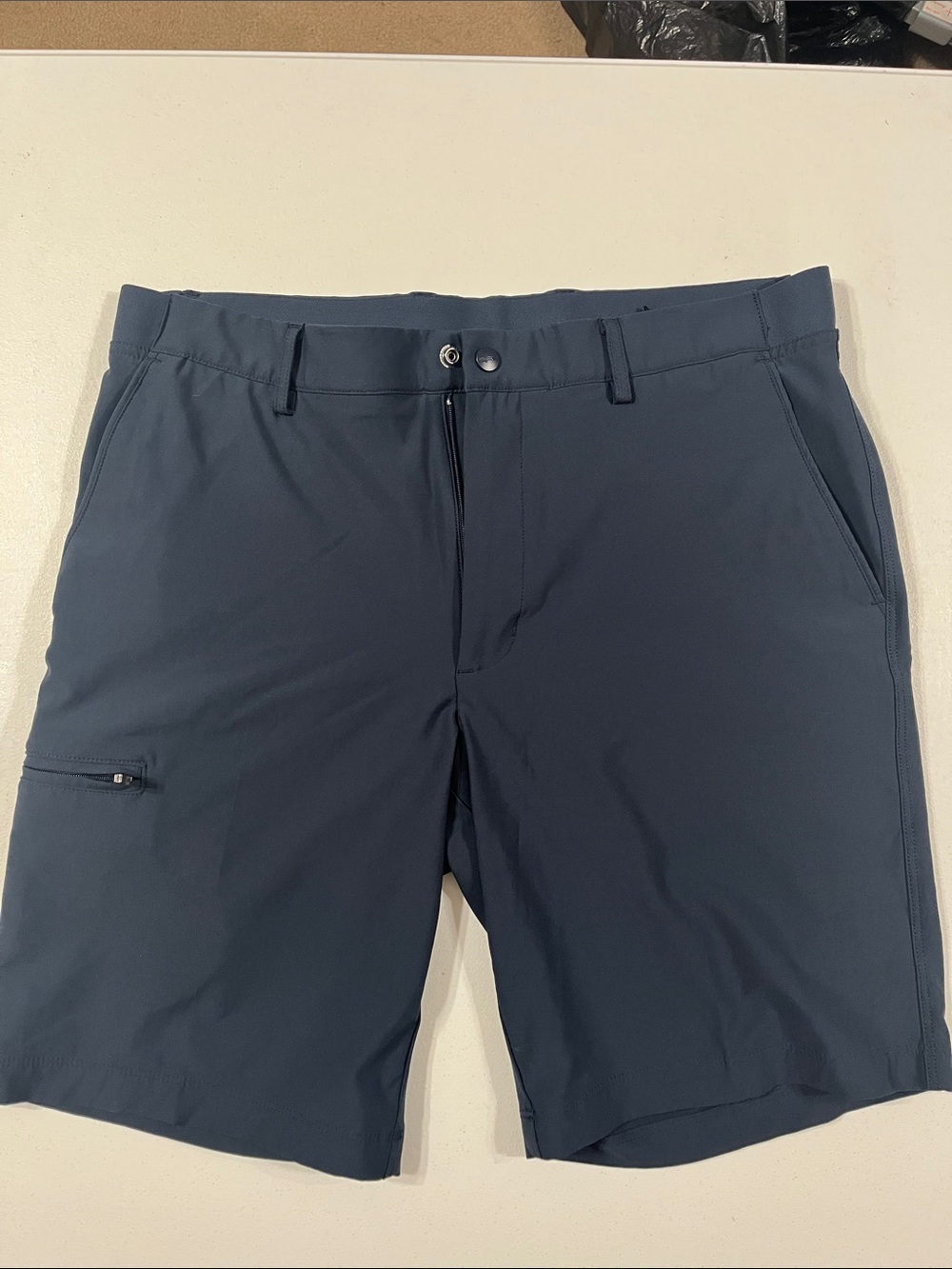 Greg Norman Collection Navy Performance Cargo Shorts